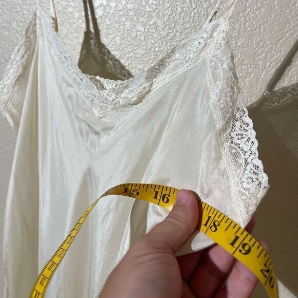 Sold  - Picture 6 of 7